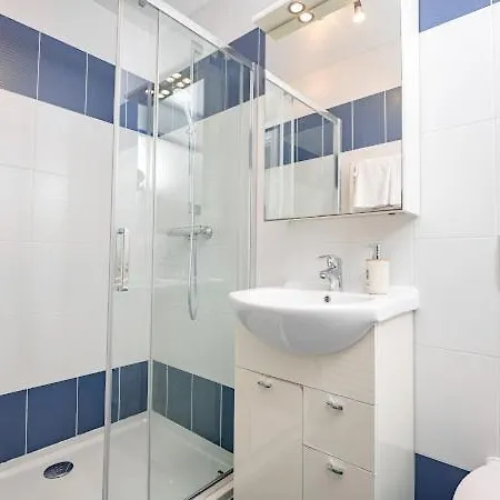 Apartments Villa Slavica Ičići Exteriör bild