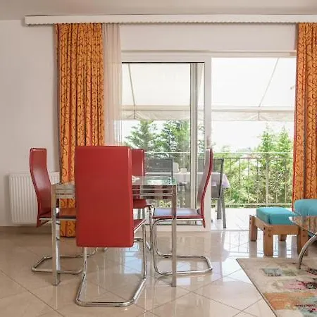 Apartments Villa Slavica Ičići Exteriör bild
