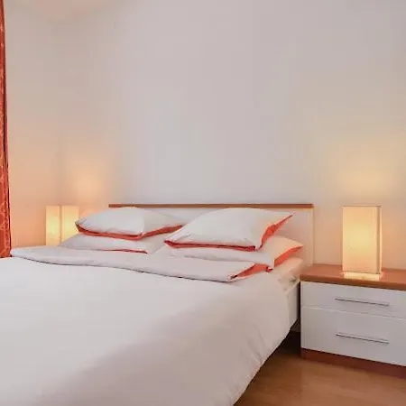 Apartments Villa Slavica Ičići Exteriör bild