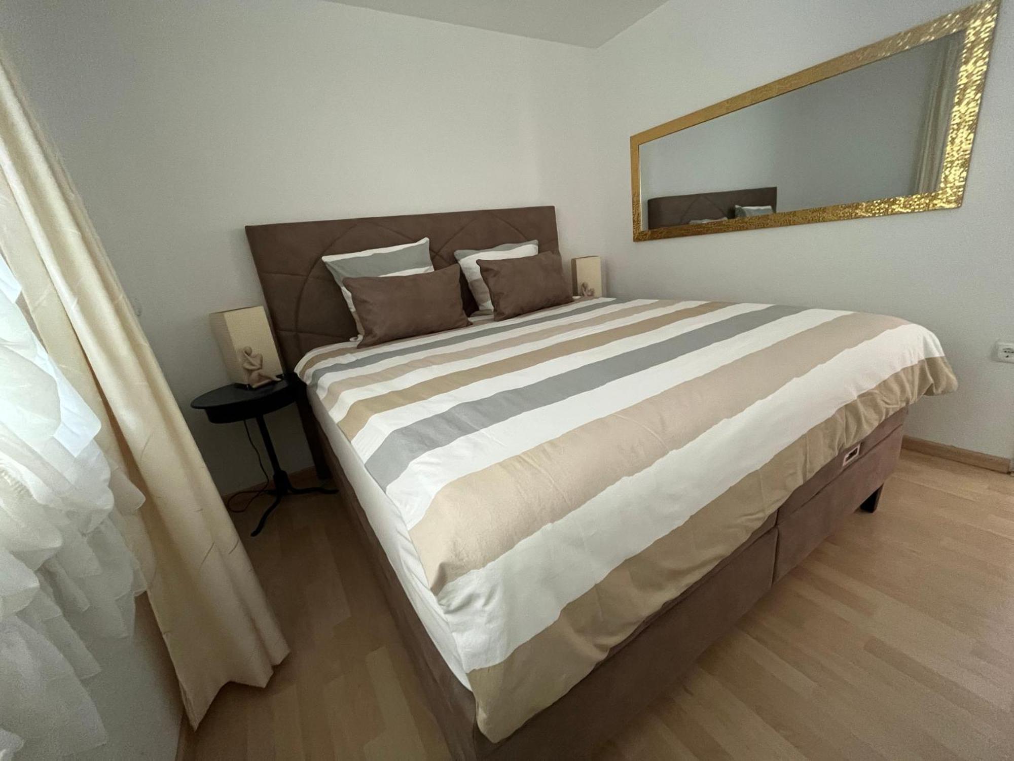 Slavica Apartment *